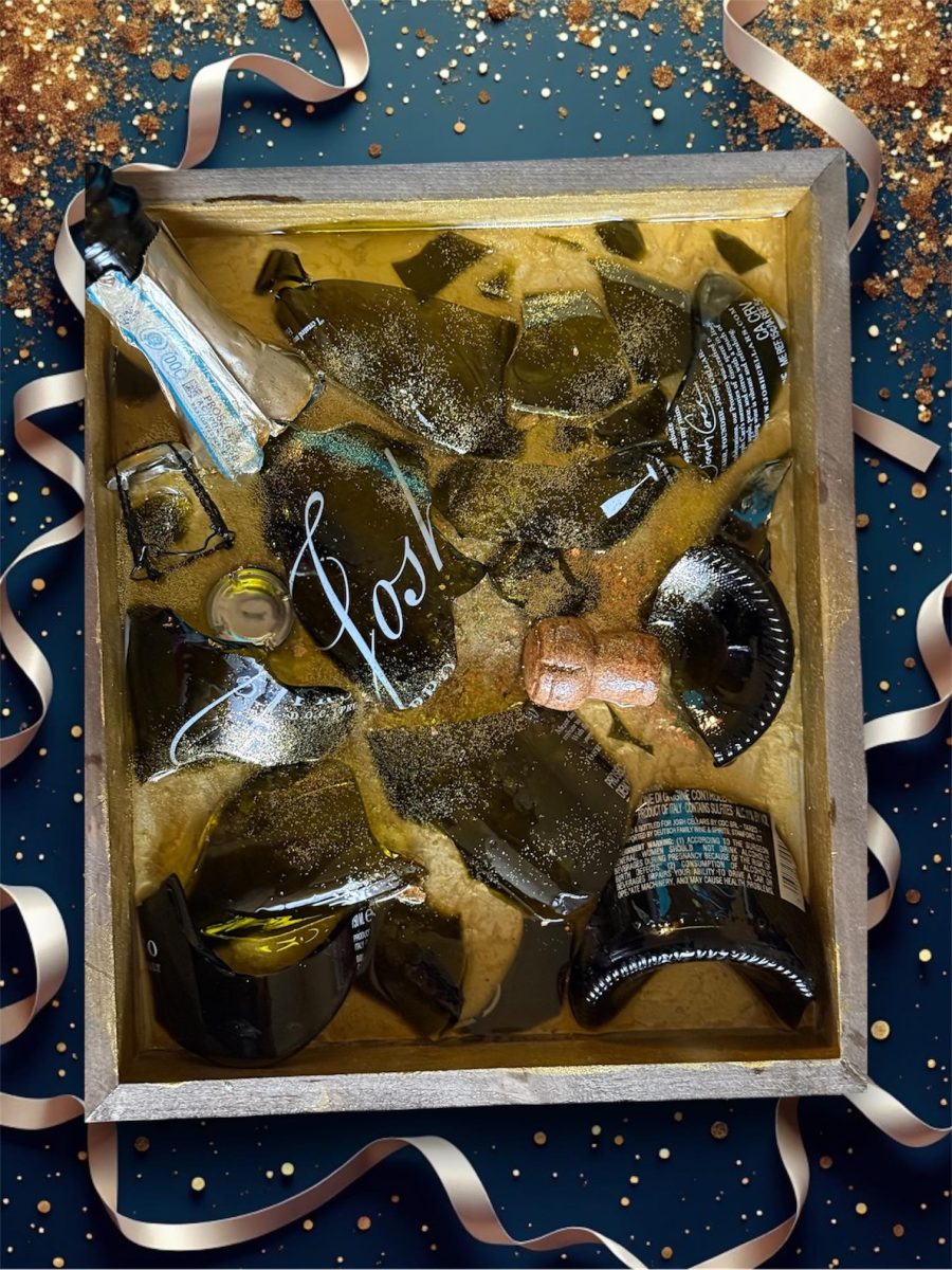 Broken Bottle Art-Champange/Wine Bottle